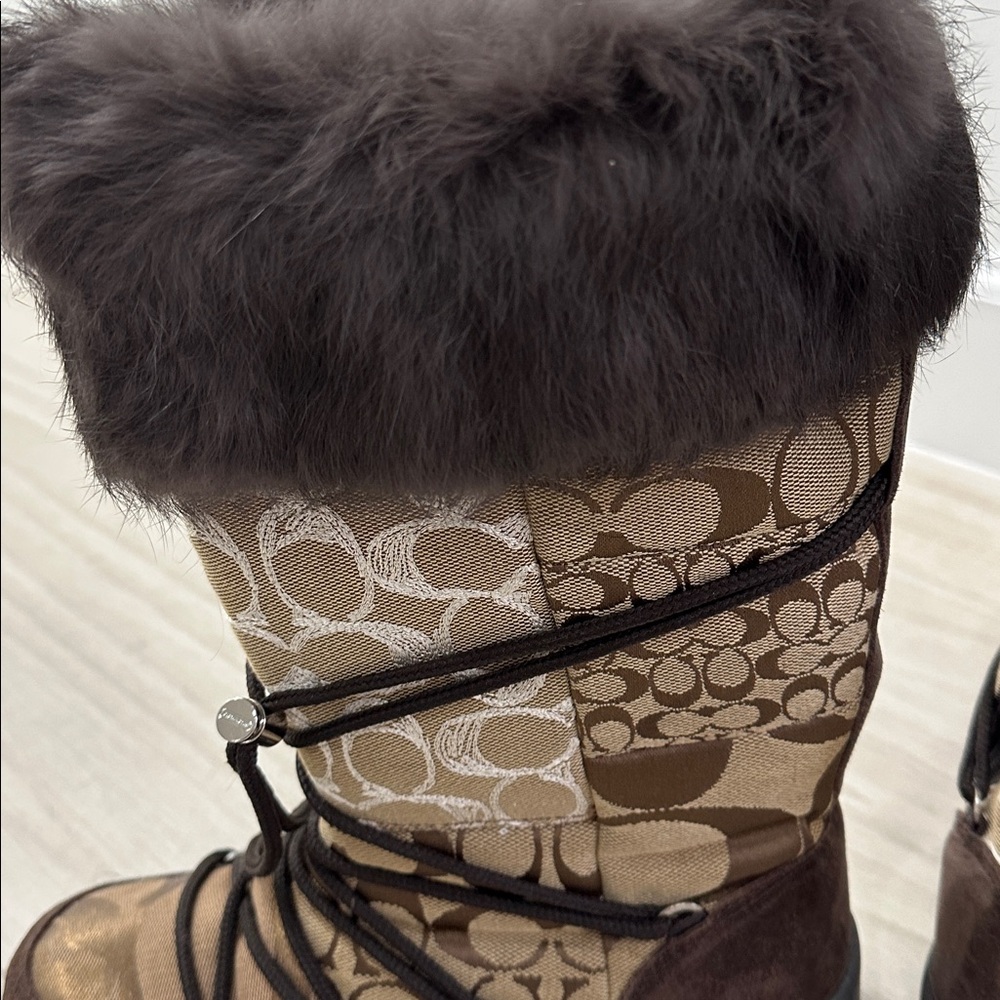 COACH SPECIAL EDITION FUR BOOTS - Picture 4 of 6